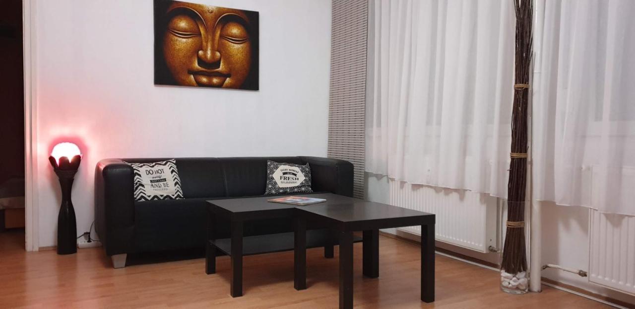 Goldapartman Salgótarján Exterior foto